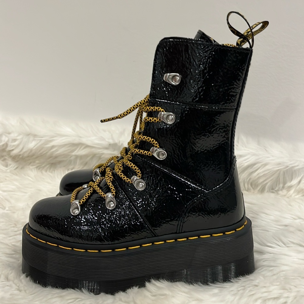 Dr Martens Ghilana Max Platform Boot 5 Water Repellent New